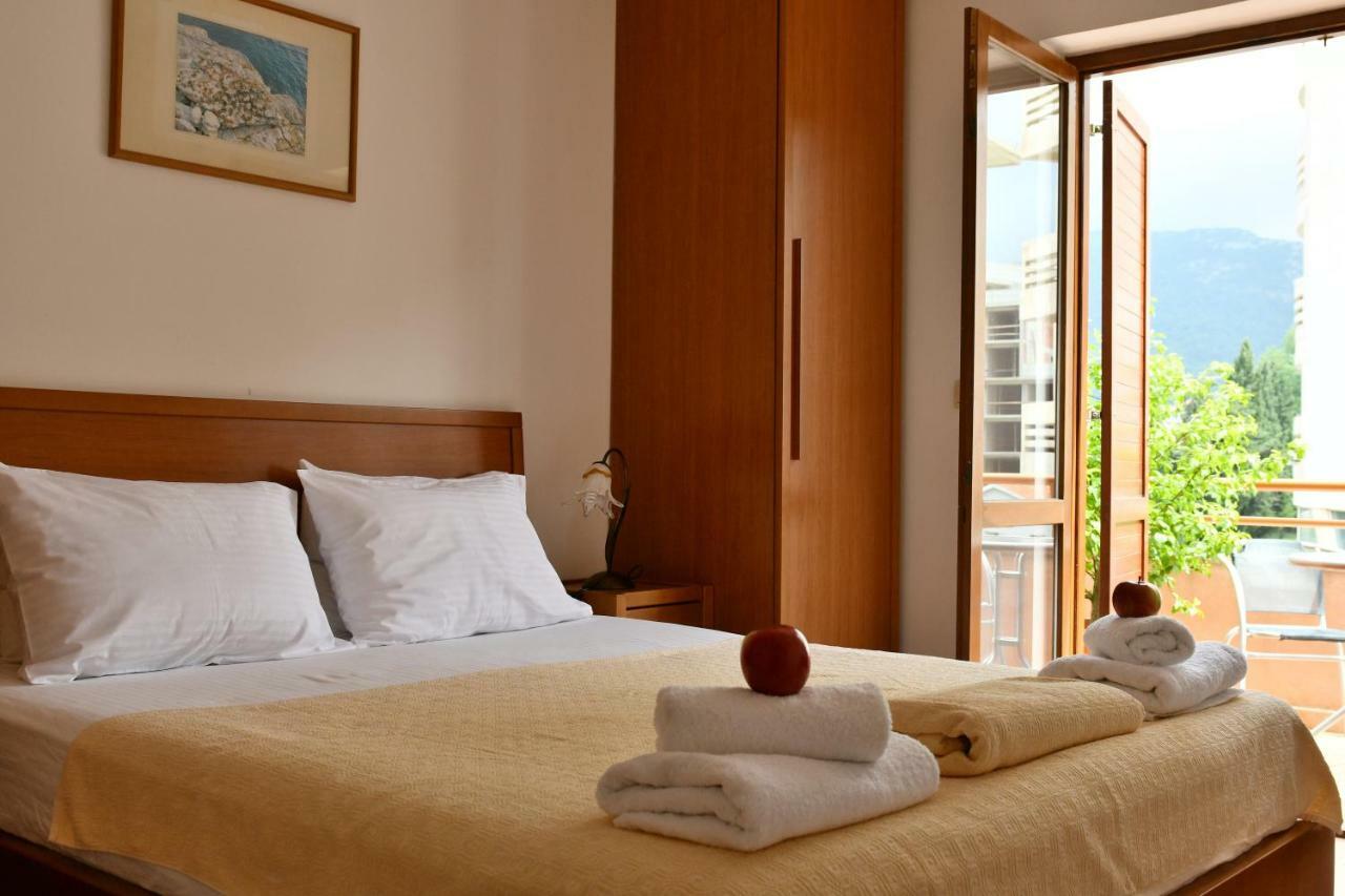 So Rooms City Centre Budva Exteriör bild